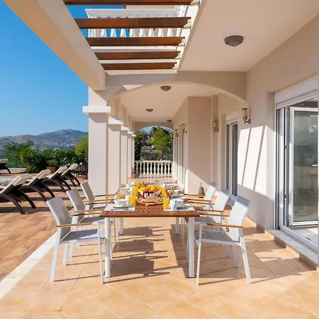 Kamos Villa